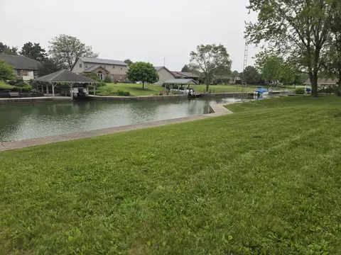 6718 Hillside Ct, Celina, OH 45822
