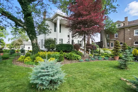 Exterior - 528 N Main St, Celina, OH 45822 photo 5 of 25