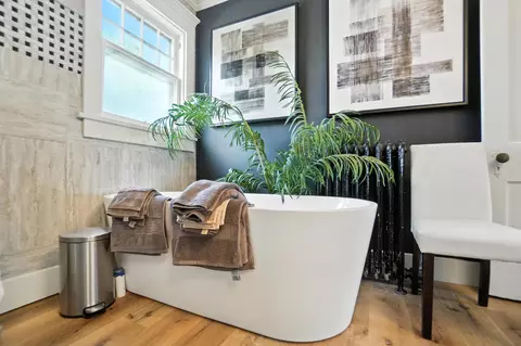 Bath - 528 N Main St, Celina, OH 45822 photo 8 of 15