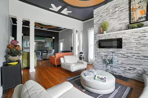 Living - 528 N Main St, Celina, OH 45822 photo 4 of 9