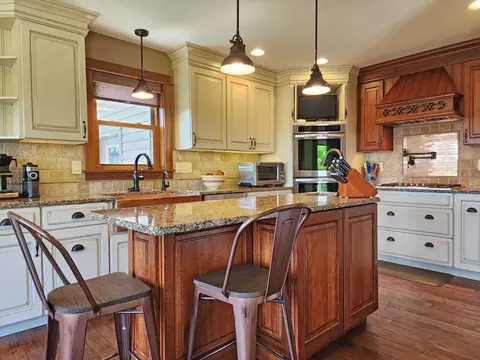 Kitchen - 5630 Meissen Dr, Springfield, OH 45502 photo 1 of 10