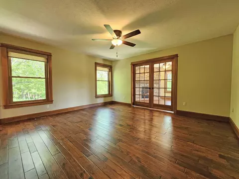 Living - 5630 Meissen Dr, Springfield, OH 45502 photo 8 of 15