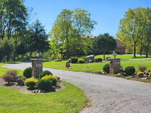 Exterior - 5630 Meissen Dr, Springfield, OH 45502 photo 22 of 30