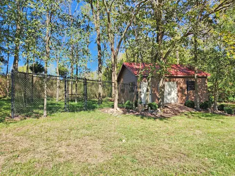 Exterior - 5630 Meissen Dr, Springfield, OH 45502 photo 20 of 30