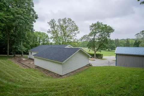 Exterior - 17373 E State Route 47, Sidney, OH 45365 photo 3 of 4