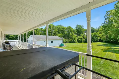 Exterior - 712 Vale Rd, Springfield, OH 45504 photo 12 of 13