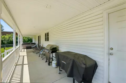 Exterior - 712 Vale Rd, Springfield, OH 45504 photo 13 of 13