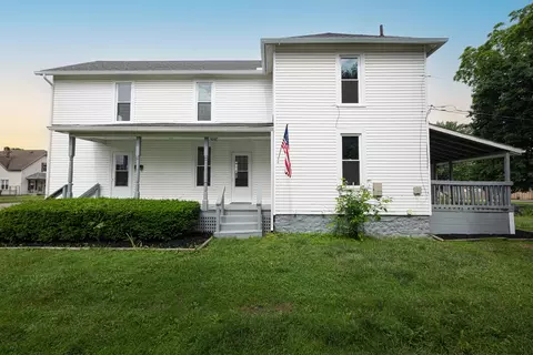 1432 Maiden Ln, Springfield, OH 45504
