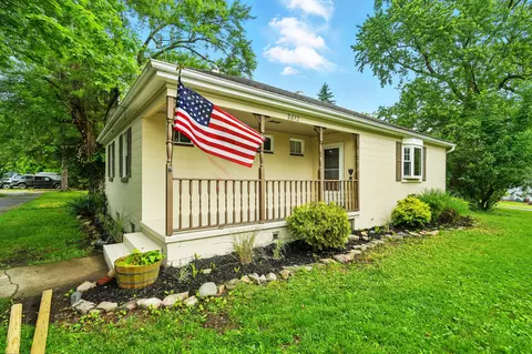 2612 Lagonda Ave, Springfield, OH 45503 photo 3