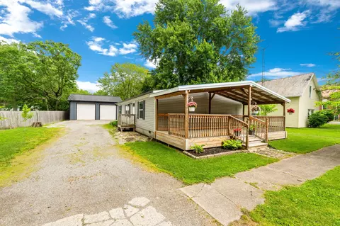 210 N Main St, Mount Victory, OH 43340