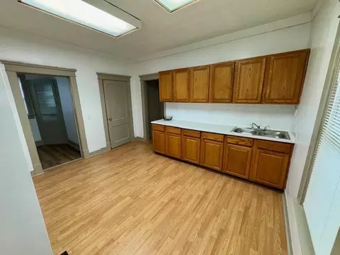 1708 W High St, Springfield, OH 45506 photo 9