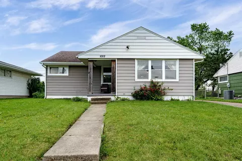 1022 Adams St, Fairborn, OH 45324