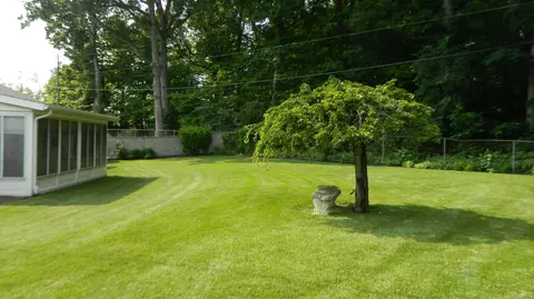 Exterior - 3040 Ipswich St, Springfield, OH 45503 photo 7 of 12