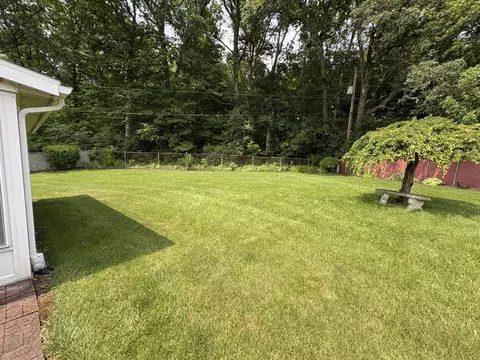 Exterior - 3040 Ipswich St, Springfield, OH 45503 photo 4 of 12