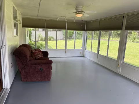 Exterior - 3040 Ipswich St, Springfield, OH 45503 photo 10 of 12