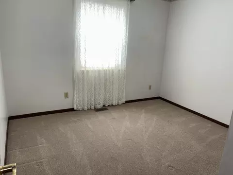 Bedroom - 3040 Ipswich St, Springfield, OH 45503 photo 1 of 5