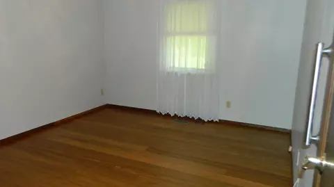Bedroom - 3040 Ipswich St, Springfield, OH 45503 photo 4 of 5