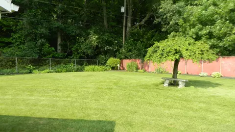Exterior - 3040 Ipswich St, Springfield, OH 45503 photo 5 of 12