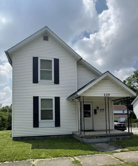 229 N Elm St, Bellefontaine, OH 43311