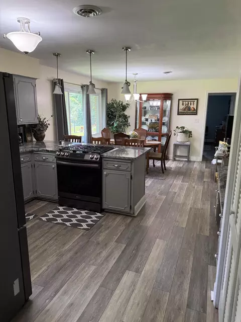 Kitchen - 1014 Spruce Ave, Sidney, OH 45365 photo 3 of 3