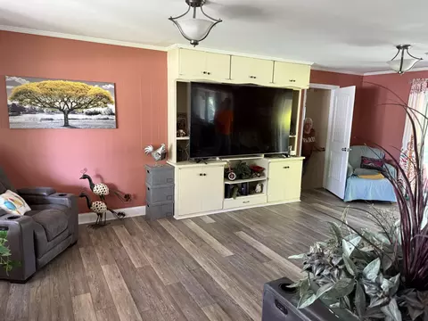 Living - 1014 Spruce Ave, Sidney, OH 45365 photo 1 of 2
