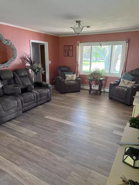 Living - 1014 Spruce Ave, Sidney, OH 45365 photo 2 of 2