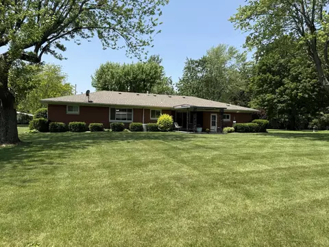Exterior - 1014 Spruce Ave, Sidney, OH 45365 photo 3 of 5
