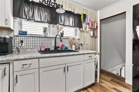 1707 Maiden Ln, Springfield, OH 45504 photo 14
