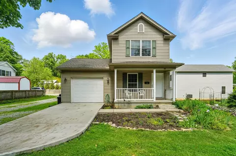 302 Corry St, Yellow Springs, OH 45387