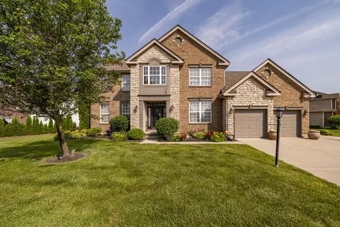 6281 Oak Ridge Dr, Huber Heights, OH 45424