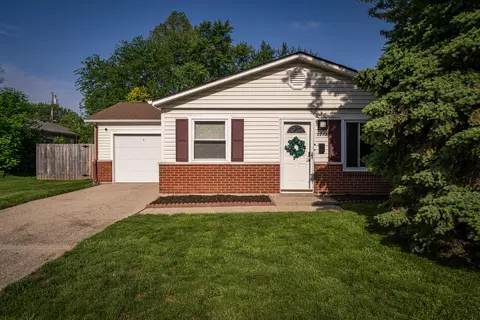 2273 Patricia Dr, Kettering, OH 45420