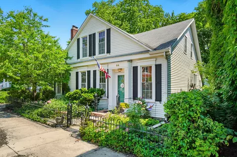 64 S Chillicothe St, South Charleston, OH 45368