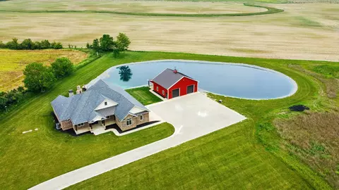 2180 Stillwater Rd, Houston, OH 45333