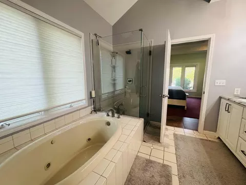 Bath - 6764 Silver Lakes Dr, Celina, OH 45822 photo 1 of 5