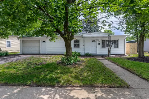 322 Galewood Dr, New Carlisle, OH 45344