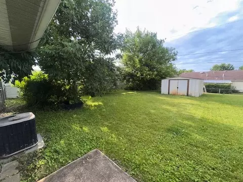 1432 Attleboro Ave, Springfield, OH 45503 photo 3