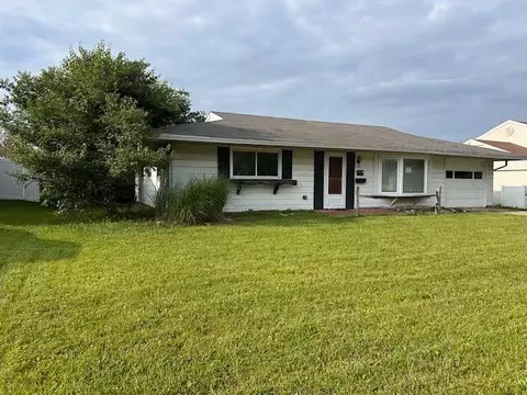 1432 Attleboro Ave, Springfield, OH 45503