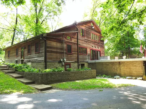 7130 Meeker Rd, Dayton, OH 45414