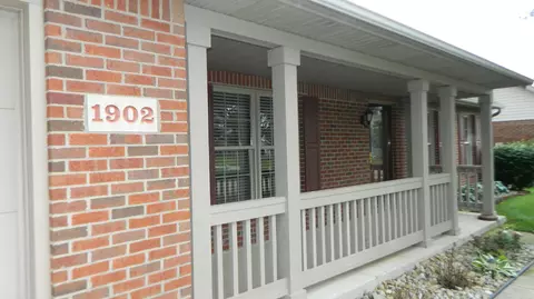 1902 Willow Lakes Dr, Springfield, OH 45502 photo 3