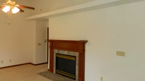 1902 Willow Lakes Dr, Springfield, OH 45502 photo 29