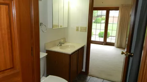 1902 Willow Lakes Dr, Springfield, OH 45502 photo 34