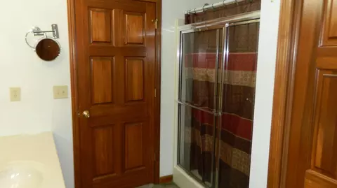 1902 Willow Lakes Dr, Springfield, OH 45502 photo 13