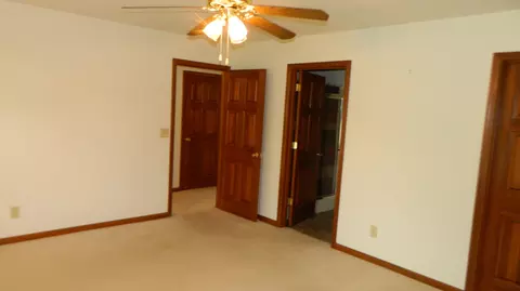 1902 Willow Lakes Dr, Springfield, OH 45502 photo 11