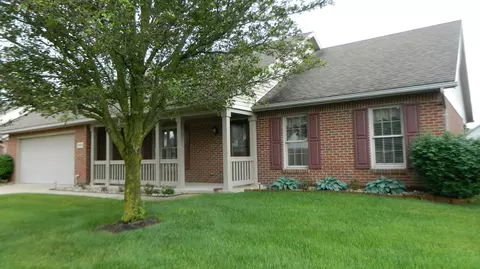 1902 Willow Lakes Dr, Springfield, OH 45502