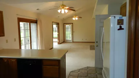1902 Willow Lakes Dr, Springfield, OH 45502 photo 32