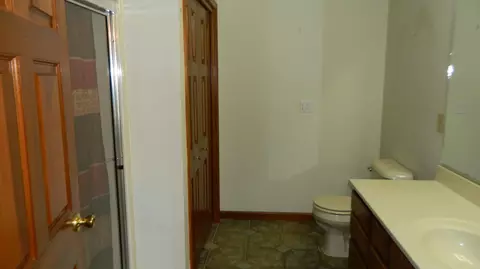 1902 Willow Lakes Dr, Springfield, OH 45502 photo 12