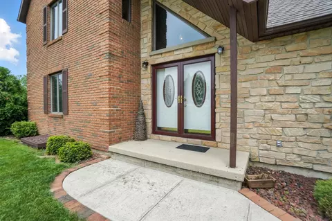 Entry Way - 8041 Oldtown Rd, Celina, OH 45822 photo 1 of 6