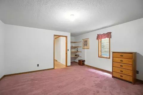 Bedroom - 8041 Oldtown Rd, Celina, OH 45822 photo 3 of 4