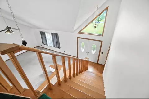 Entry Way - 8041 Oldtown Rd, Celina, OH 45822 photo 4 of 6