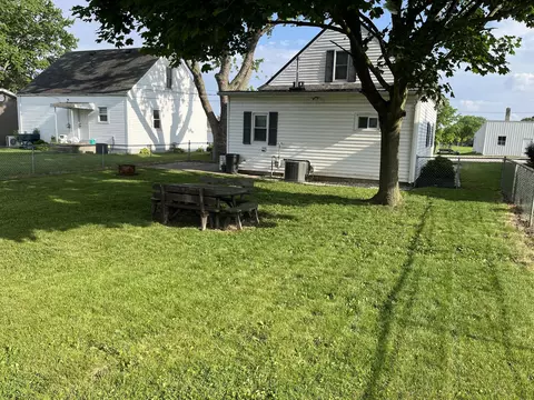 Exterior - 337 E Sycamore St, Coldwater, OH 45828 photo 3 of 4